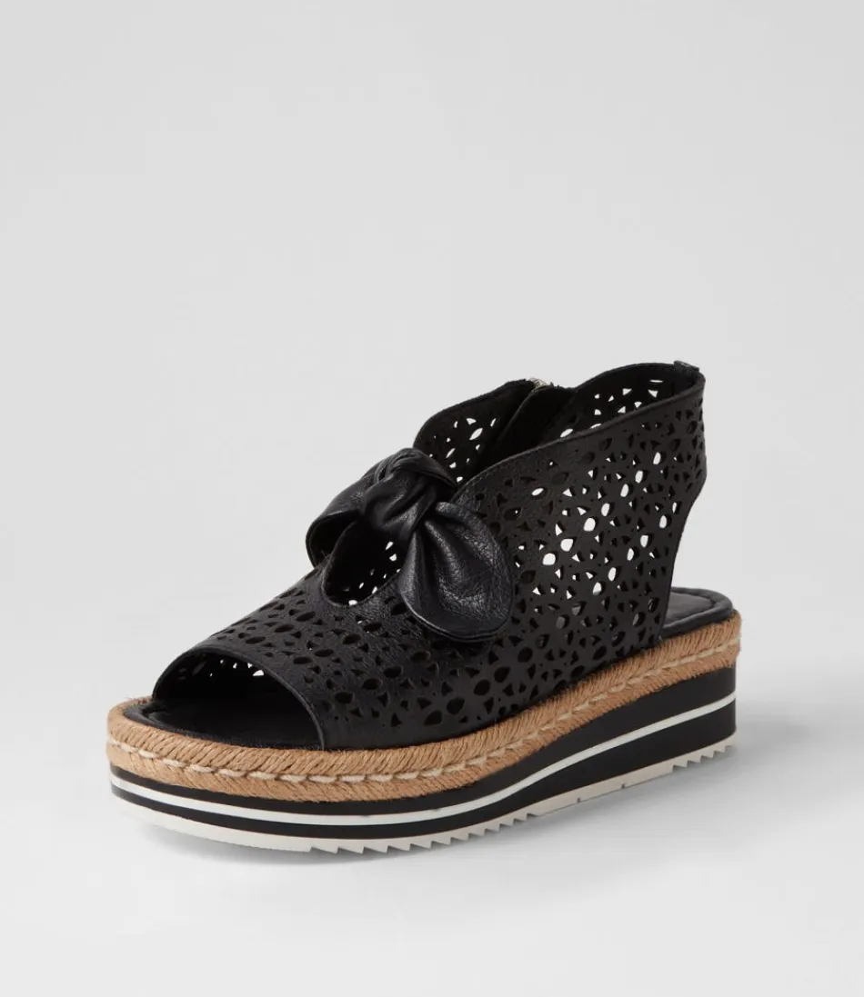 Women DJANGO & JULIETTE Espadrilles<Altona Black Leather Sandals