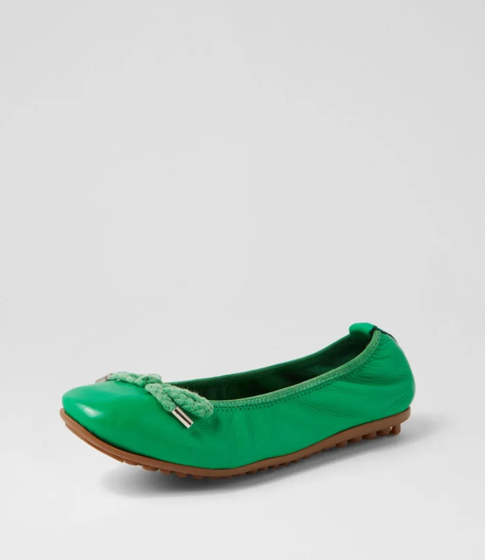 Women DJANGO & JULIETTE Flats<Beyond Bright Emerald Leather Ballet Flats