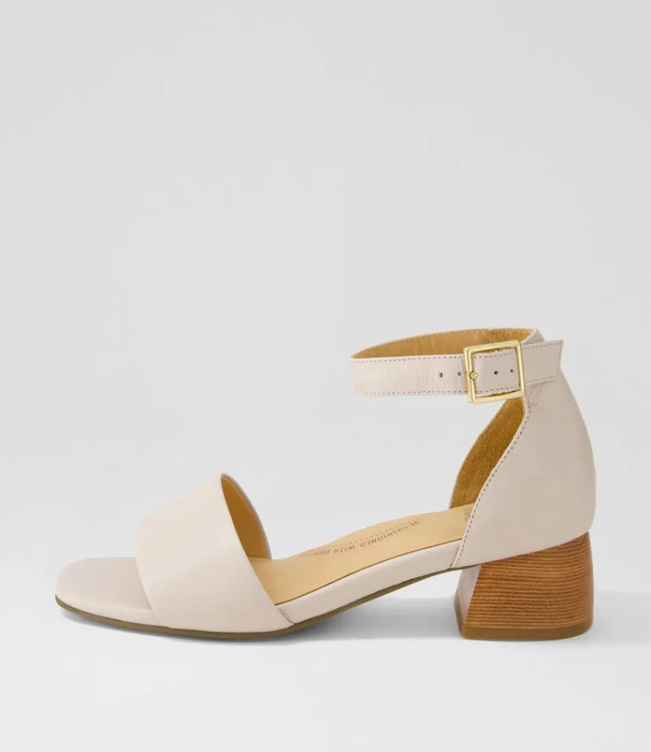 Women ZIERA Heels<Clairest W Nude Leather Sandals