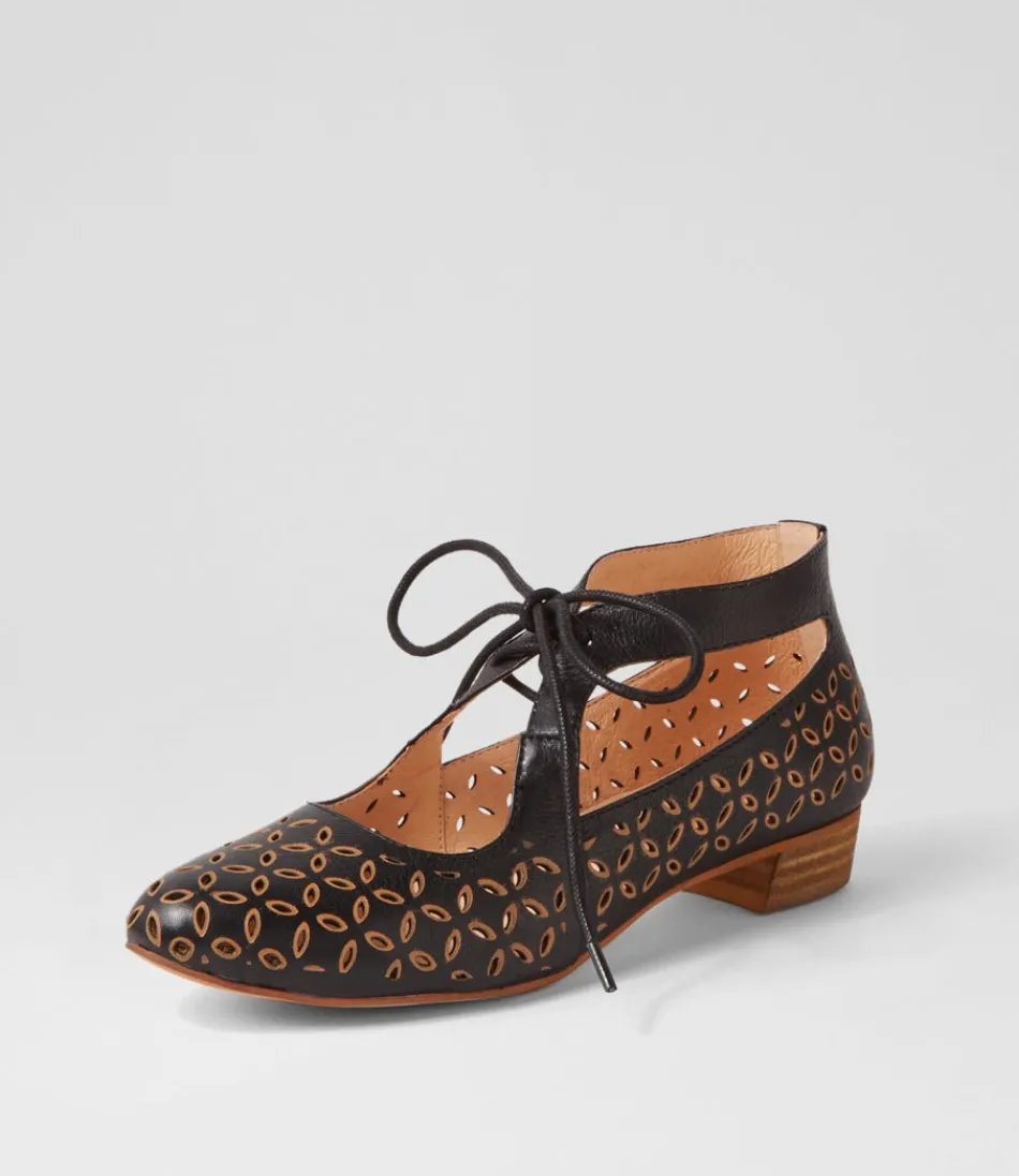 Women DJANGO & JULIETTE Flats<Eldon Black Tan Leather Lace Up Flats