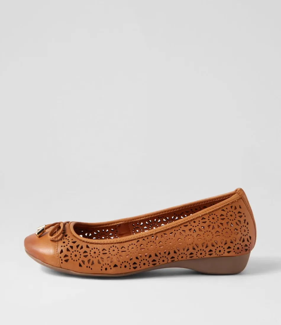 Women SUPERSOFT Comfort<Eloiza New Tan Leather Ballet Flats