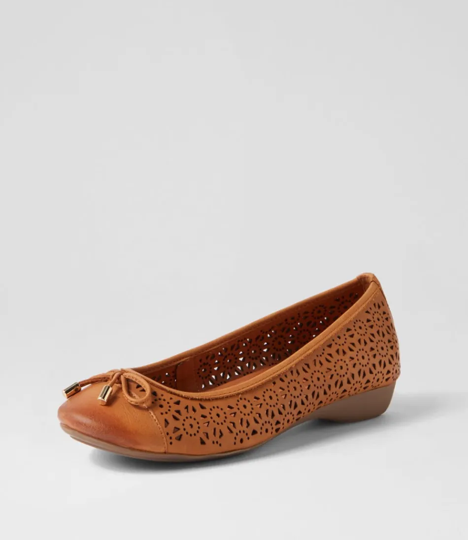 Women SUPERSOFT Comfort<Eloiza New Tan Leather Ballet Flats