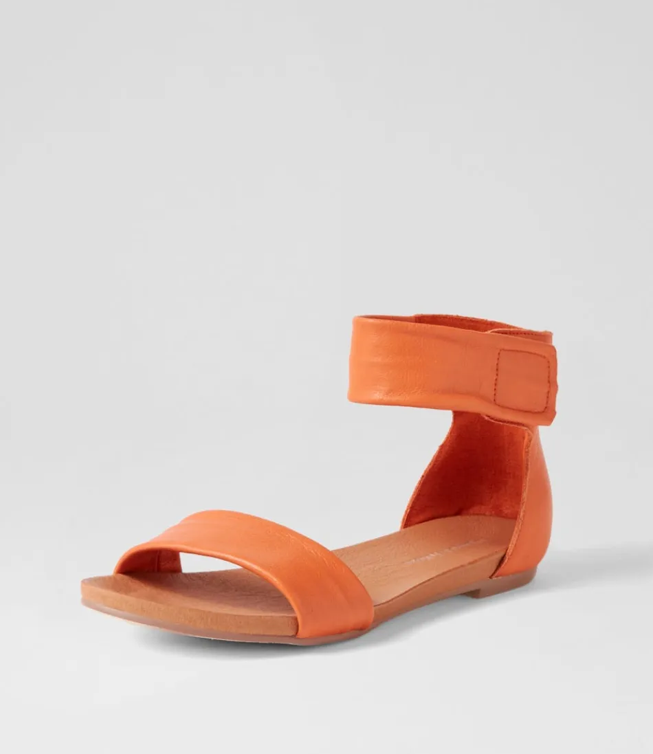 Women DJANGO & JULIETTE Flats<Juzz Bright Orange Leather Sandals