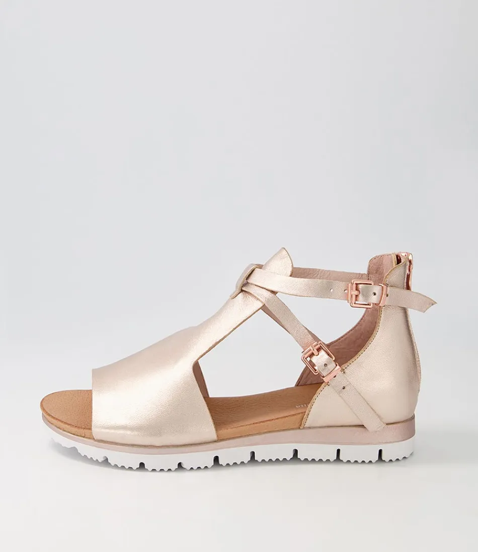 Women DJANGO & JULIETTE Wedges<Lakrisha Pale Rose Gold Leather Sandals