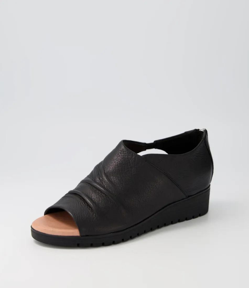 Women DJANGO & JULIETTE Wedges<Macerio Black Leather Sandals Bs