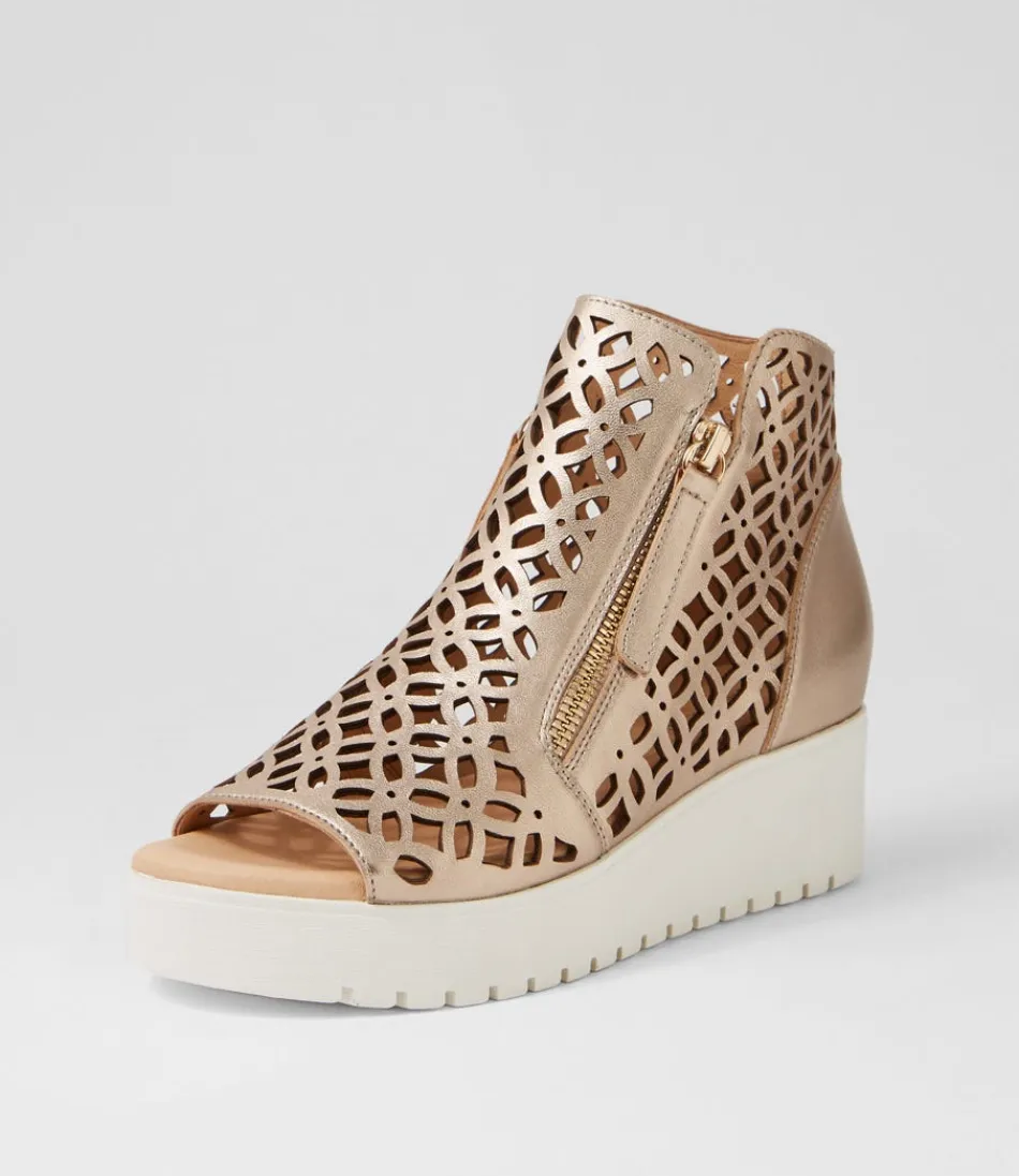 Women DJANGO & JULIETTE Wedges<Olizzi Champagne White Leather Sandals