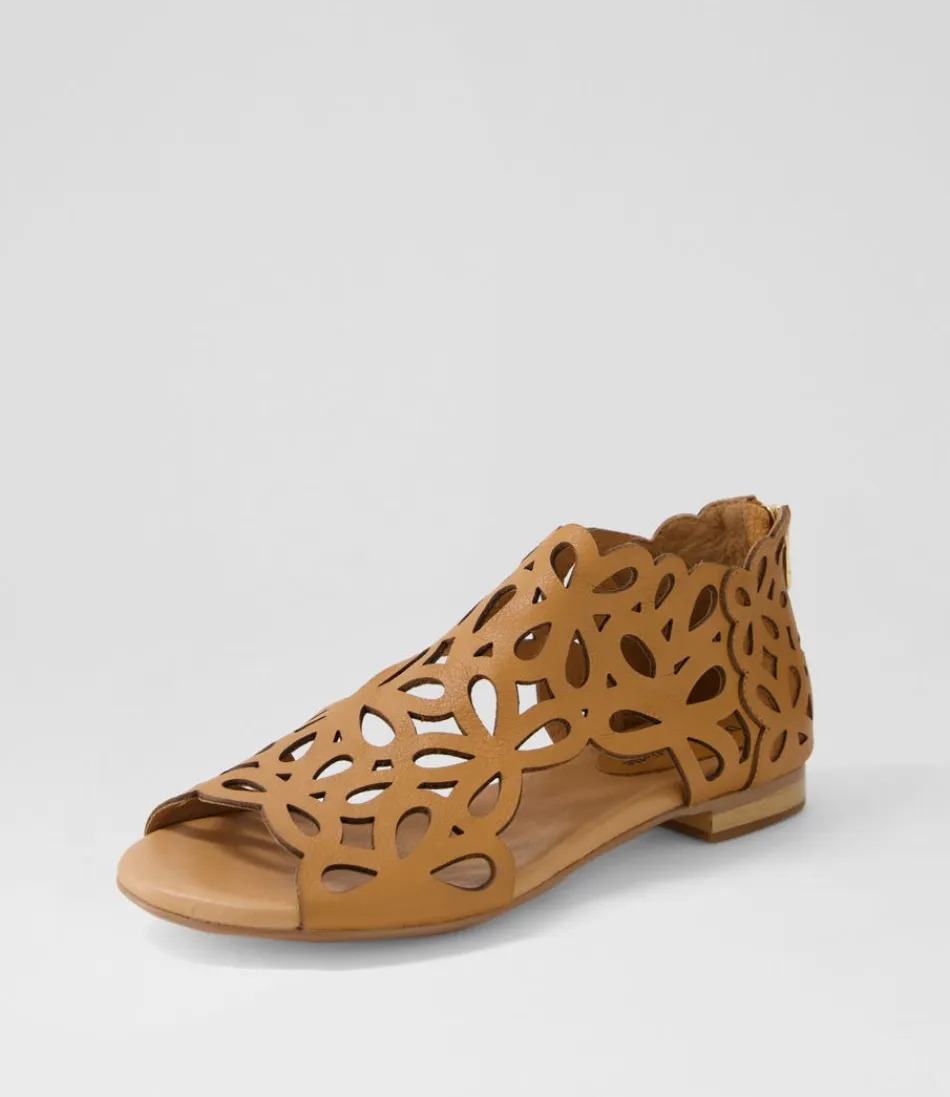 Women DJANGO & JULIETTE Flats<Pietro Tan Leather Sandals