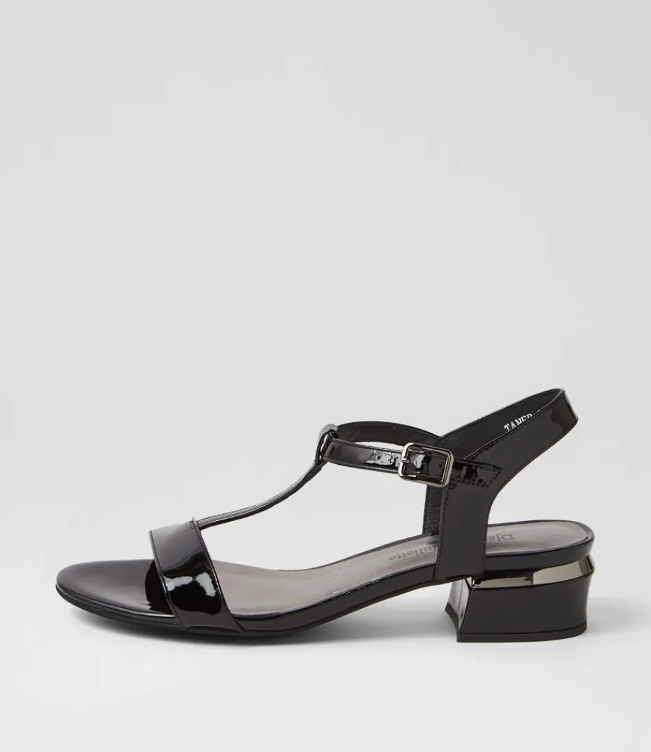 Women DJANGO & JULIETTE Flats<Taner Black Patent Leather Sandals